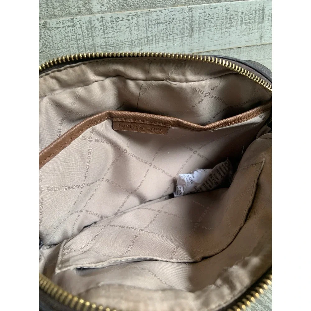Michael Kors Jet Set Crossbody Bag Shoulder‎ with Large Zip Chain - Brown